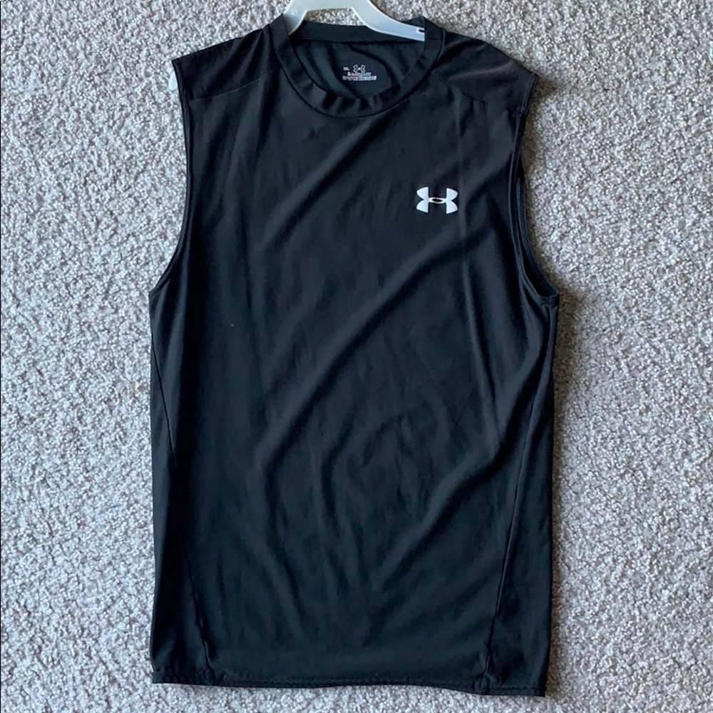 Black Under Armour sleeveless shirt